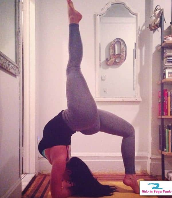 Best of Amazing yoga pants pictures Erotic Pix Gay foot sex footjob stroke