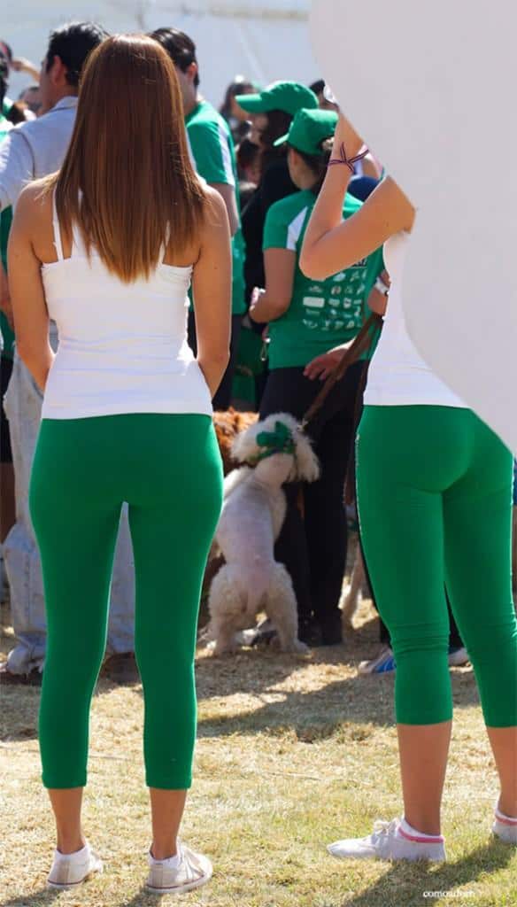 9 Creep Shots Of Two Models In Green Yoga Pants Promoting Purina Dog
