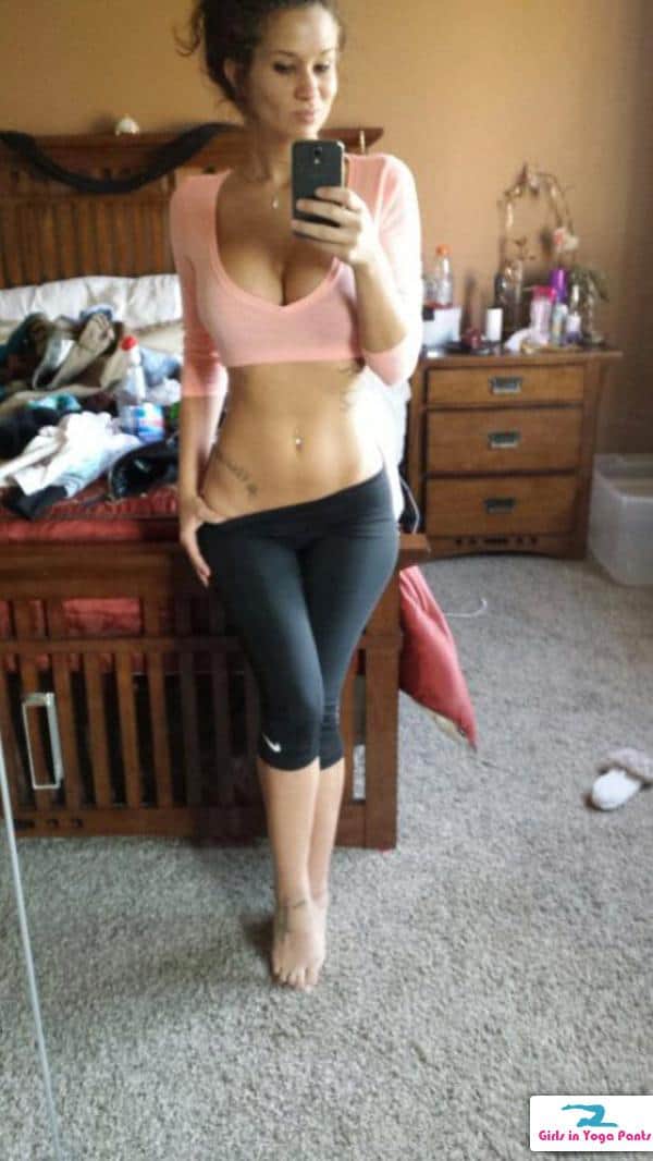 porn photo 2019 - Sweaty yoga pants 2019 Shaved pussy with big dick