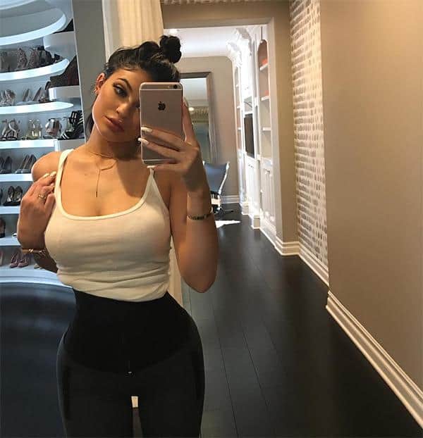 Kylie Jenners booty implants in yoga pants 