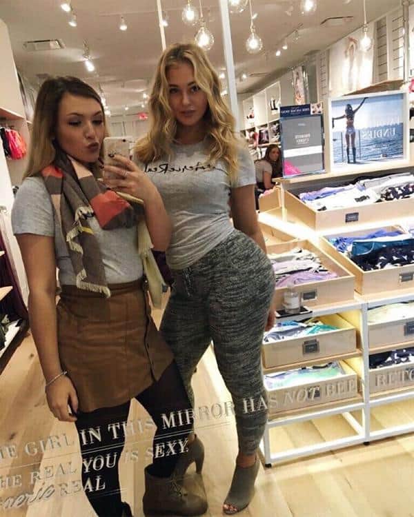 A Thick Beautiful Blonde From Instagram 13 Pics And 2 Videos Hot Girls In Yoga Pants Best