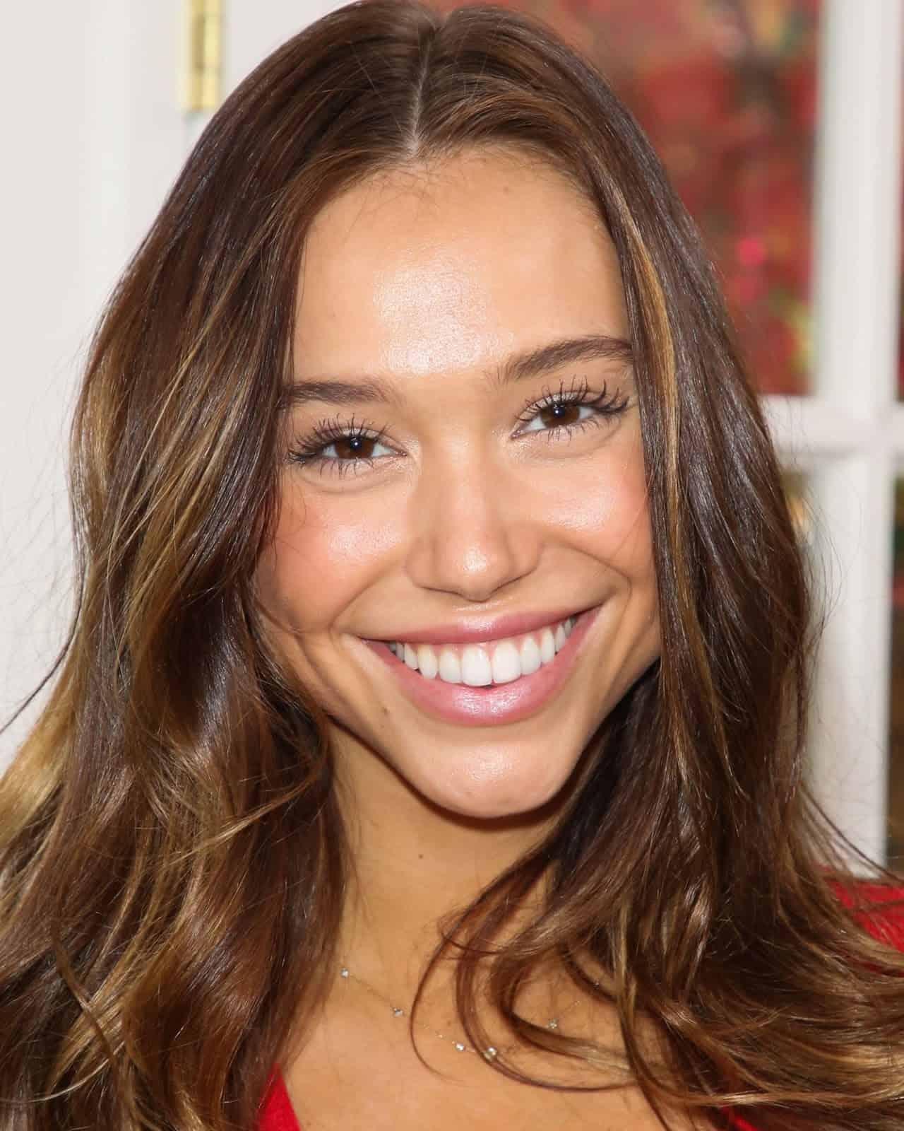28 stunning photos alexis ren that cannot be ignored omg 28 stunning photos alexis ren that cannot be ignored omg